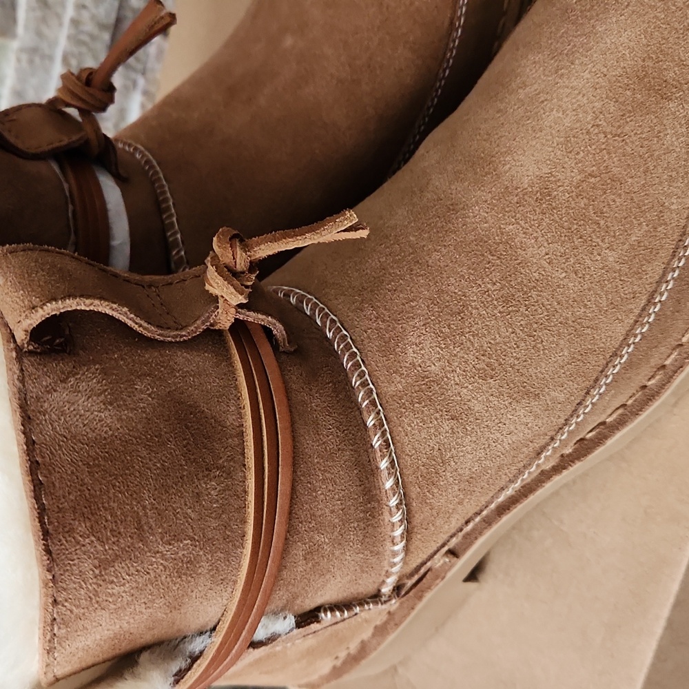 UGG Chestnut Ankle Esther Boots - Picture 2 of 9